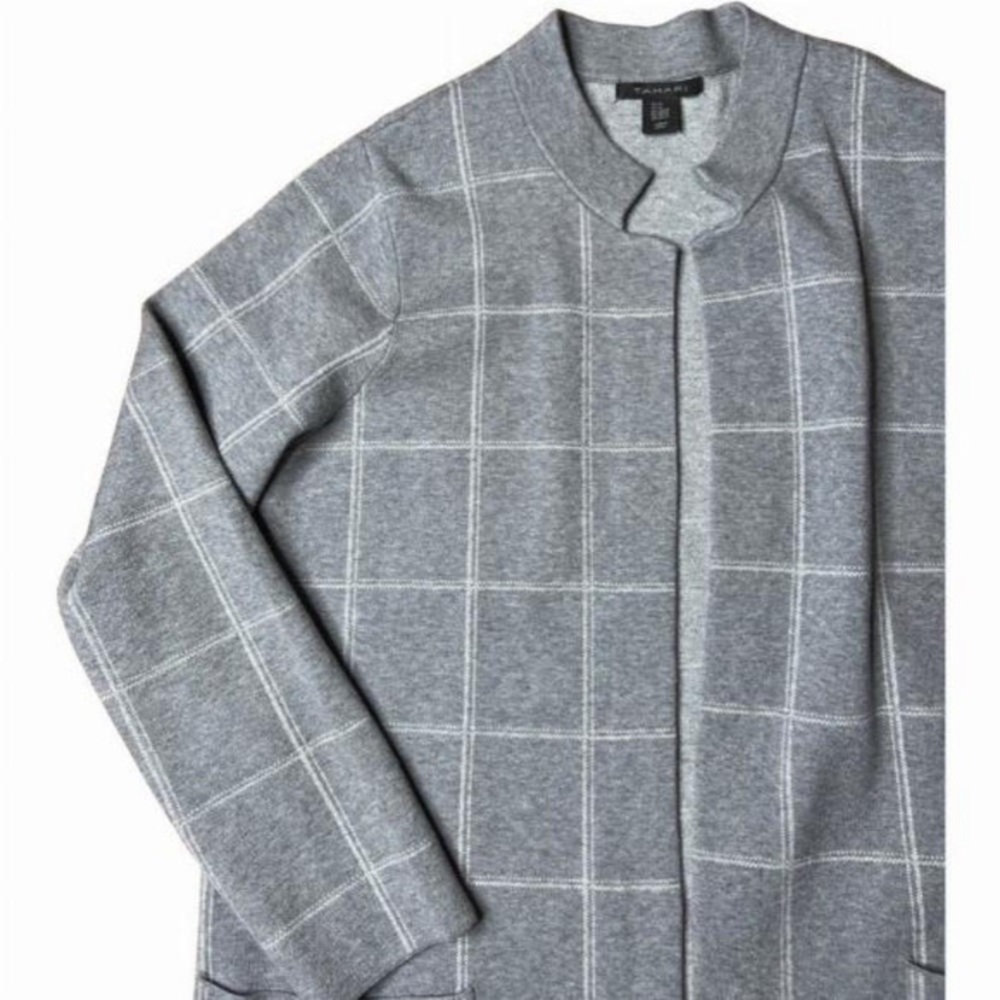 Tahari 2X Gray Plaid Cardigan Pockets Duster Modest Minimal Preppy Old Money